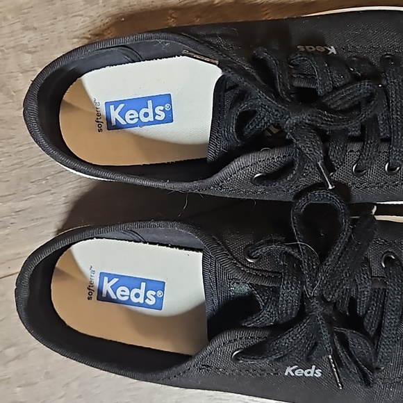 2/$20 - NWOT Keds Black Sneakers - Sz 7 - Picture 2 of 4